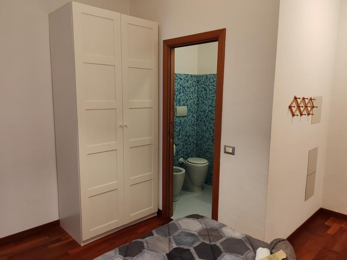 Apartment For 8 People Near Metro Train Bus Station Tiburtina Rom