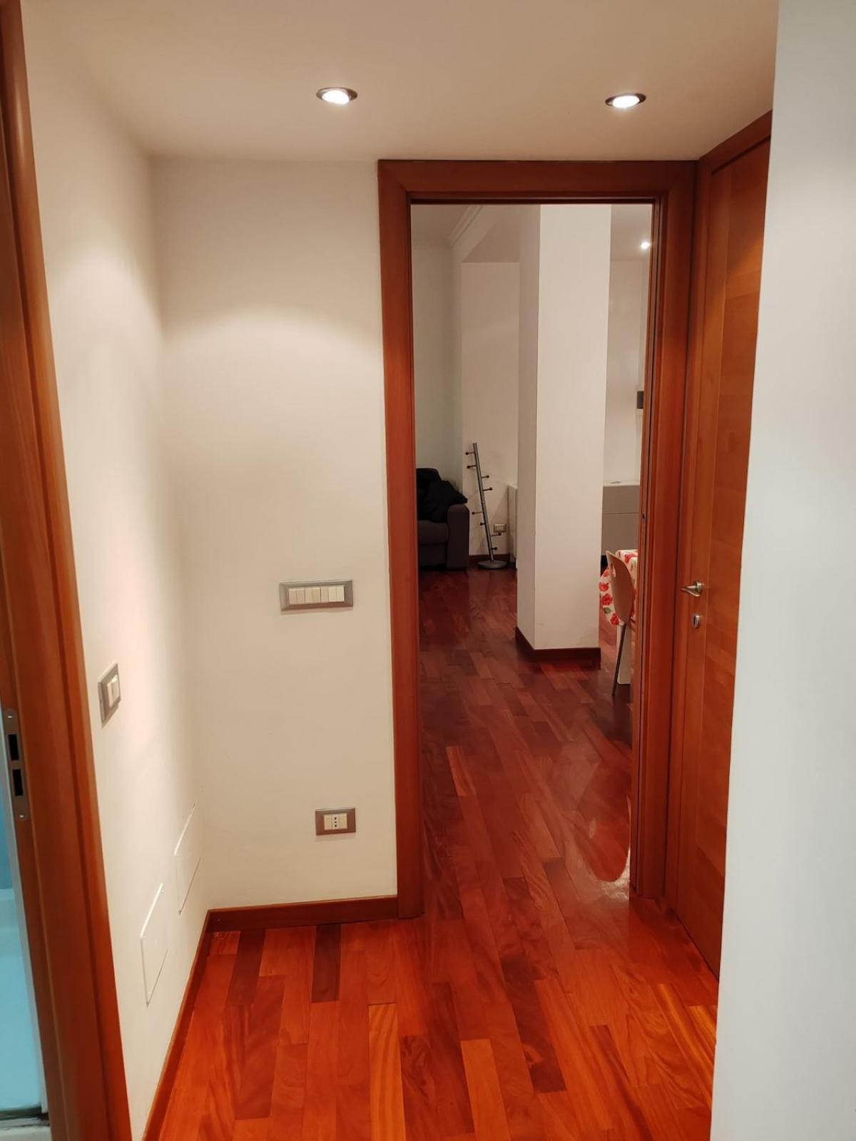For 8 People Near Metro Train Bus Station Tiburtina